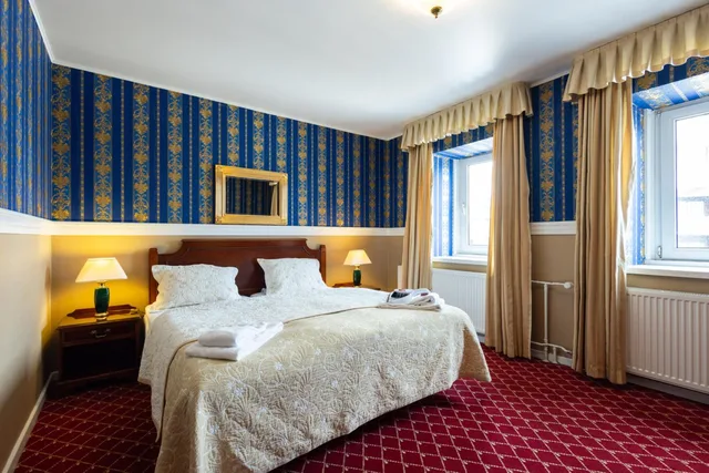 غرفة بسرير مزدوج أو سريرين منفصلين، Milling Hotel Plaza 4/10