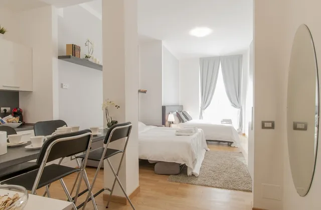 Mascagni, Suite, Queen Bed, Sofa، Milan Royal Suites Magenta Luxury Apartments 3/4