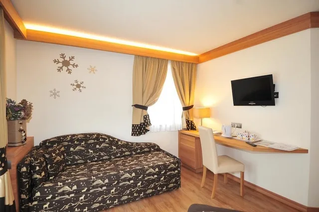 غرفة متصلة رباعية بسريرين كوين، Hotel B&B Bondi 2/3
