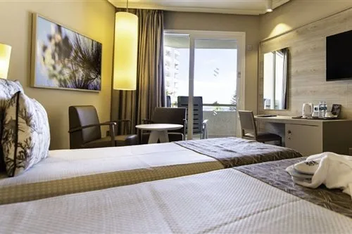 غرفة بسرير مزدوج أو سريرين منفصلين بإطلالة على البحر، Spring Arona Gran Hotel and Spa - Adults Only 2/3