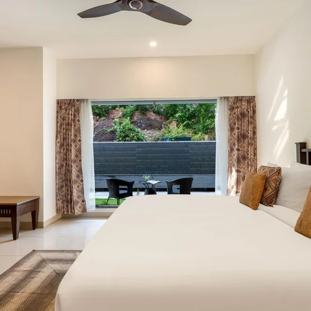 Deluxe, King Bed, Hill View، BOGMALLO BEACH RESORT 1/3