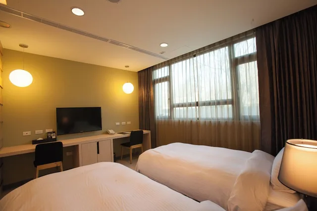 غرفة قياسية بسريرين منفصلين، 823-Tourist Hotel 2/3