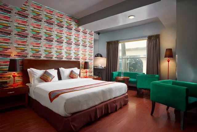 جناح، The Travotel Suites 1/5