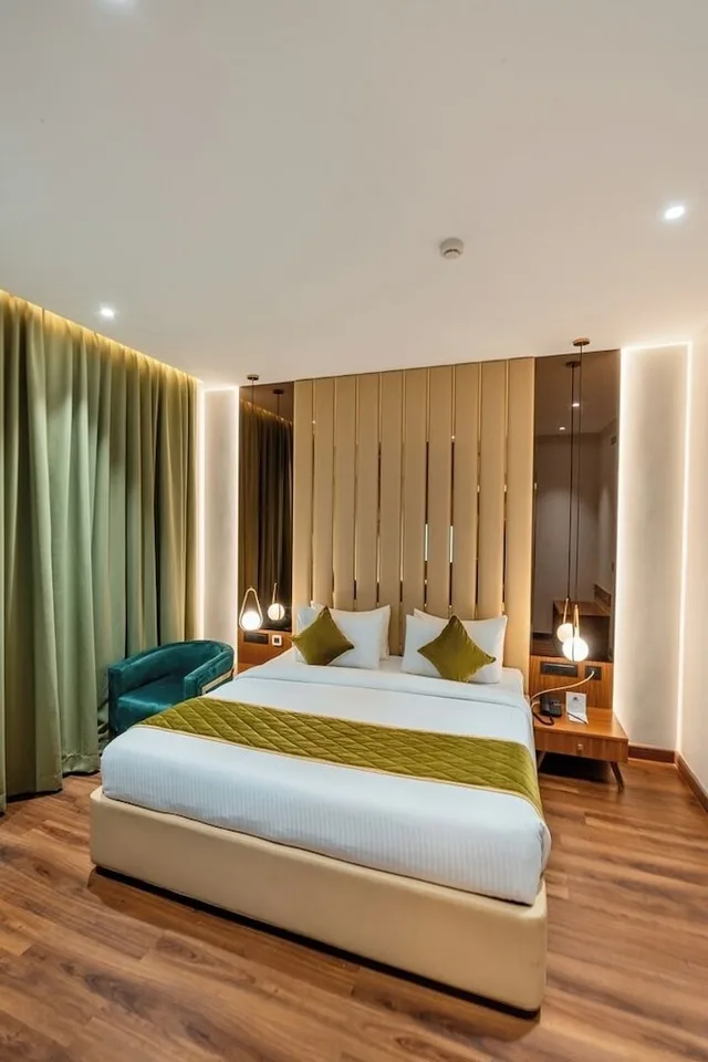 1 Bedroom, Senior, Double Bed، Travancore Court 1/4