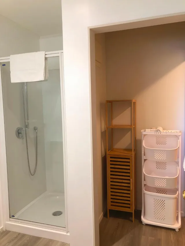 Studio, King Bed, ALPINE VIEW LODGE 3/4
