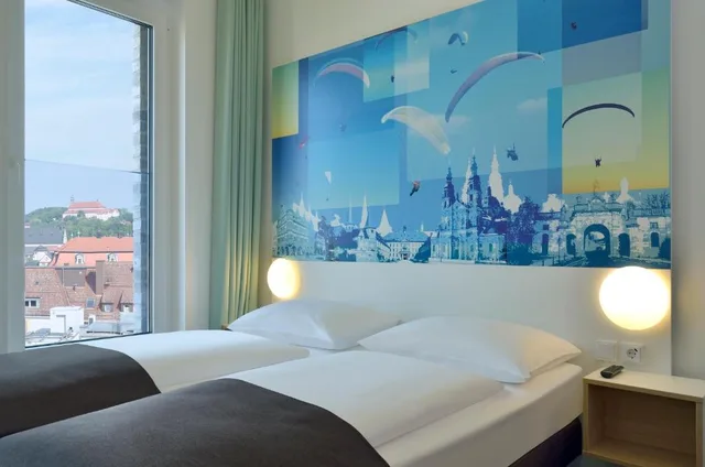 غرفة مفردة بسرير مزدوج، B&B Hotel Fulda 1/1