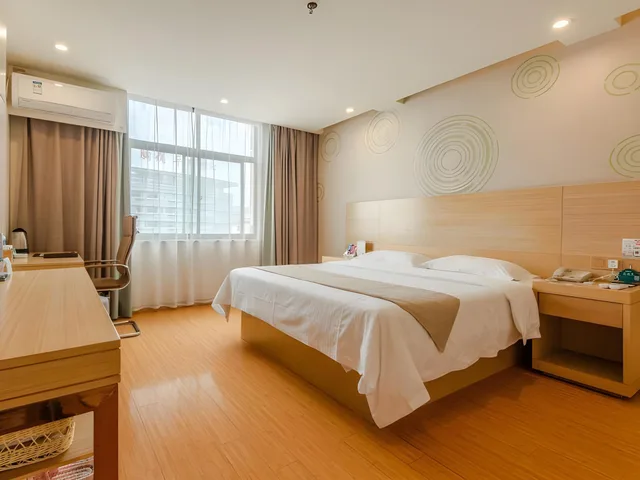 غرفة بسرير كوين، GREENTREE INN LIUAN HUOSHAN COUNTY YINGJIA AVENUE HOTEL 2/2