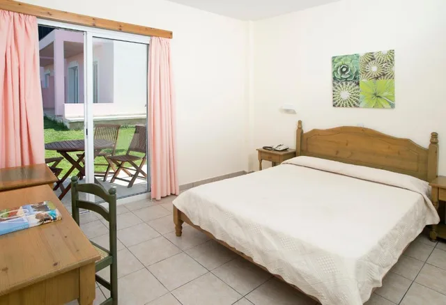 Studio, Apartment, Garden View, Akamanthea Holiday Village 2/2