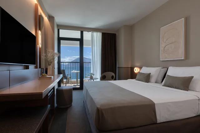 غرفة بسرير مزدوج أو سريرين منفصلين بإطلالة على البحر، Achaia Beach Hotel, Vassilicos House of Hospitality 2/10