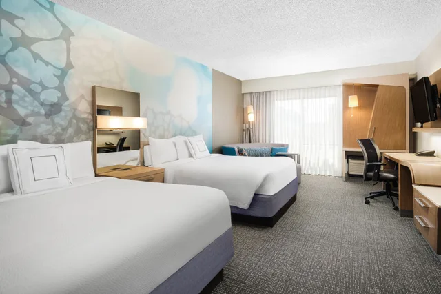 Room, Multiple Beds, Courtyard By Marriott el Paso Airport 2/7
