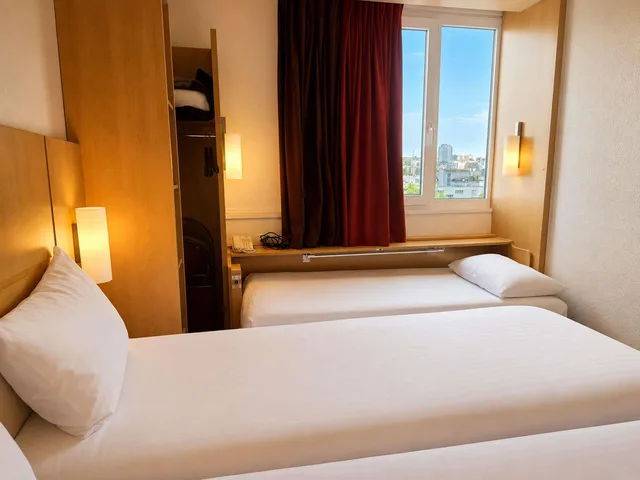 Standard, Twin Beds, Chair Bed، Ibis Paris Porte dItalie 7/10