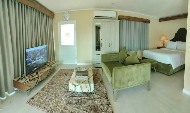 جناح استوديو شهر العسل بسرير كوين بإطلالة على البحر، Monaco Suites De Boracay 4/7