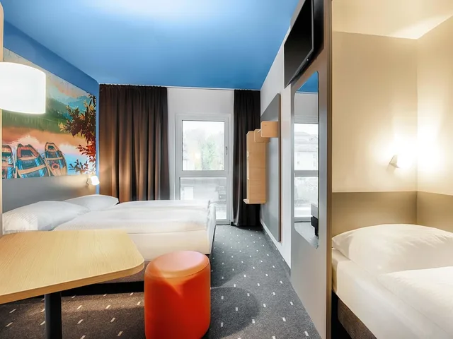 غرفة ثلاثية بثلاثة أسرّة، B&B Hotel Kempten 3/6