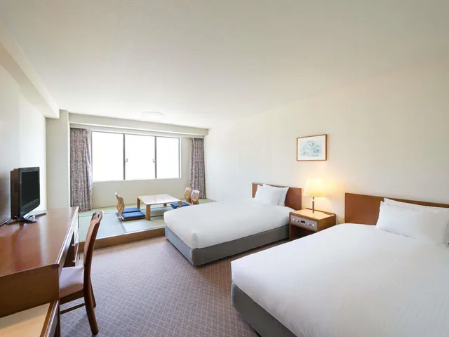 Japanese Western, Classic, Twin Beds, Ocean or Sea View, 2 Sofa، Mercure Saga Karatsu Resort 1/1