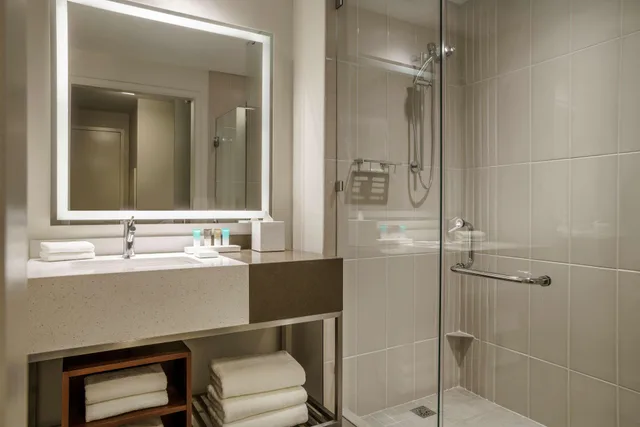 غرفة كلوب بسريرين كوين، Hyatt Regency Houston/Galleria 3/3