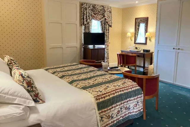 غرفة عائلية بسرير كينج وسرير بطابقين، Budock Vean Hotel 4/4
