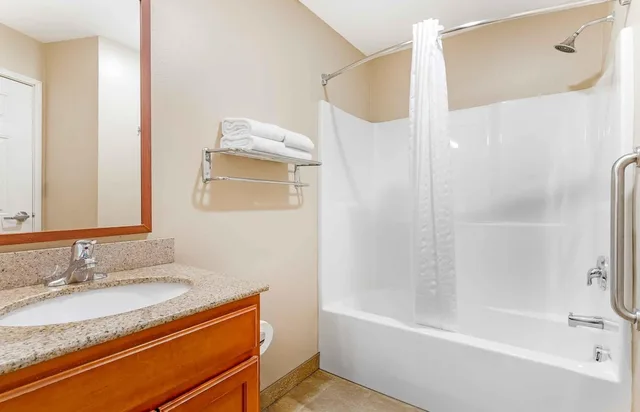 استوديو بسريرين مزدوجين، CANDLEWOOD SUITES BARTLESVILLE EAST 7/8