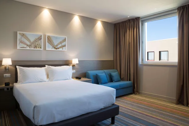 غرفة عائلية بسرير كوين، HAMPTON BY HILTON ROME EAST 1/2