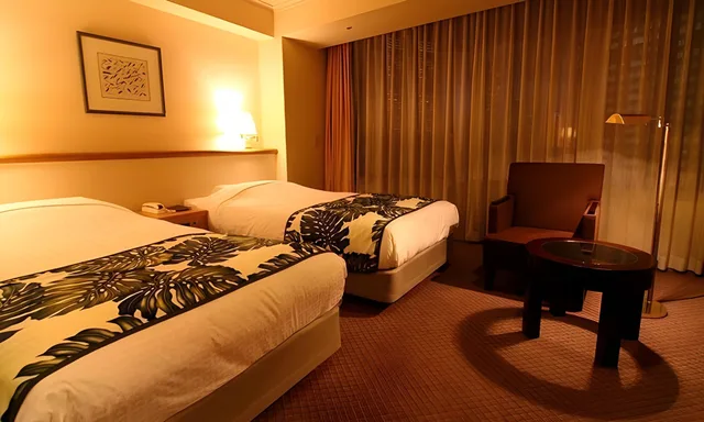غرفة قياسية ثلاثية بسريرين مزدوجين، Breezbay Hotel Resort And Spa 1/1