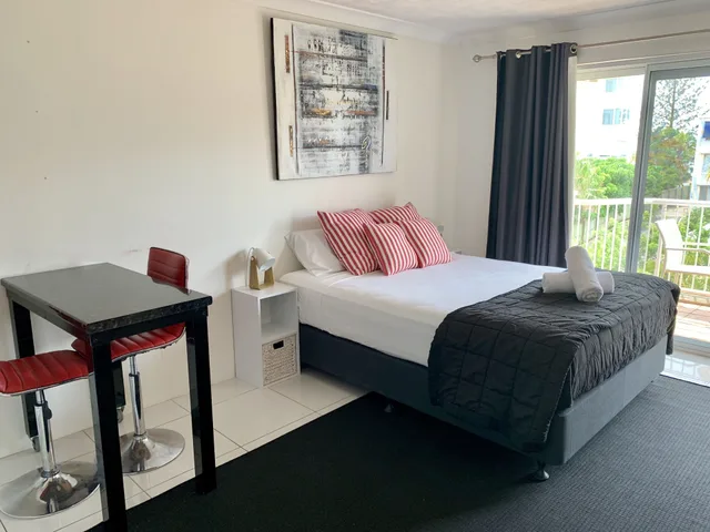 غرفة سوبيريور بسرير مزدوج، Outrigger Resort 1/10