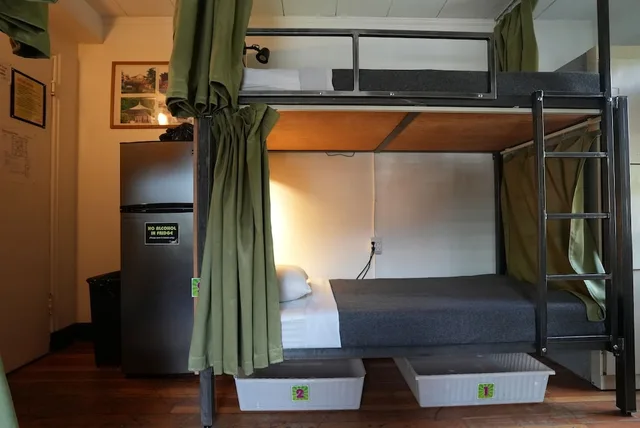 سكن مشترك مختلط اقتصادي بحمام مشترك، Ocean Island Inn Backpackers Suites Hostel 9/10