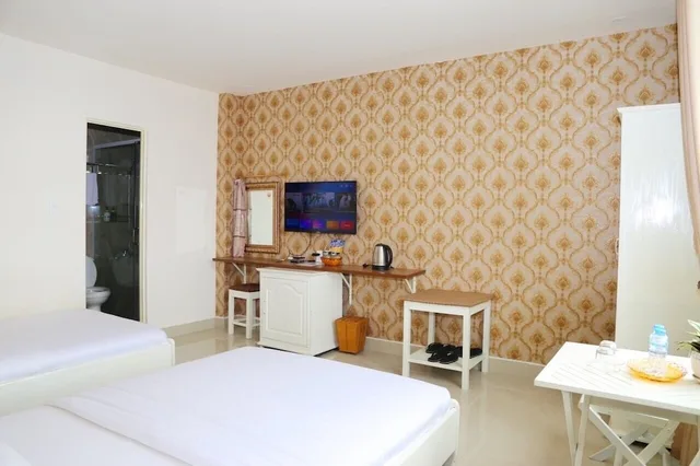 غرفة قياسية بسريرين منفصلين، Royal Hotel 5/8