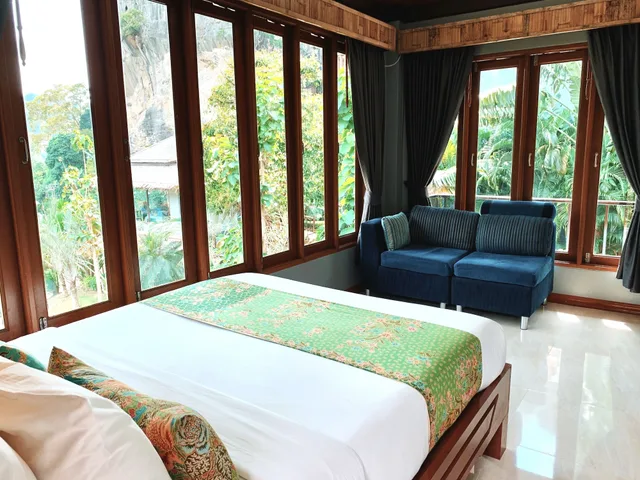 Family, King and Queen Bed, Lateral Side Sea View، Railay Phutawan Resort 3/9