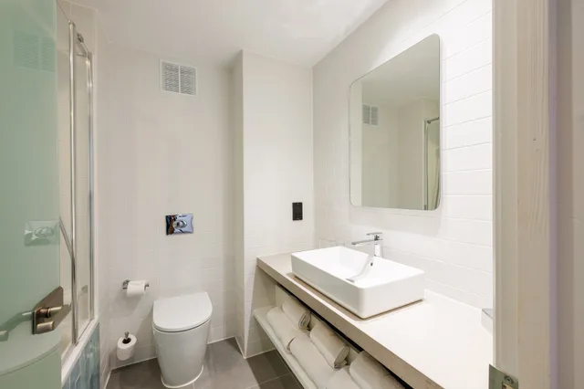 غرفة قياسية بسرير كوين، Holiday Inn Stevenage 4/7