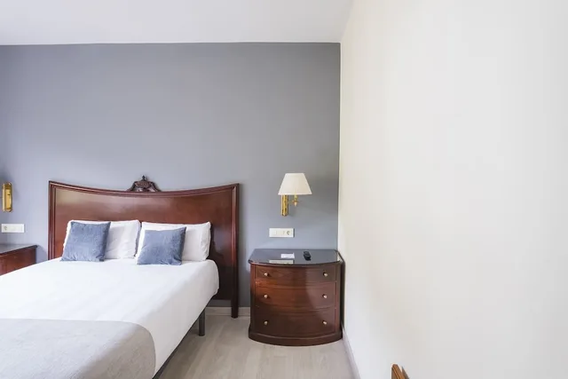غرفة قياسية بسرير مزدوج، Hotel Iberia 2/4