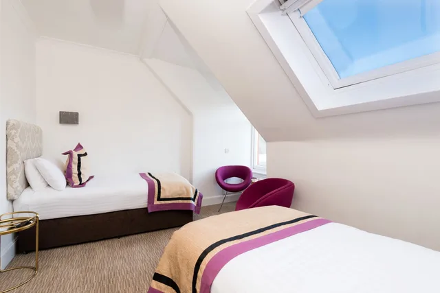 غرفة قياسية ثلاثية، Scotlands Spa Hotel 1/5