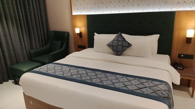 جناح بسرير مزدوج، Surya Hotel 1/1