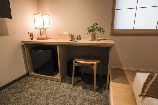 Signature, Studio, Queen Bed, WAYFARER Gojo 5/5