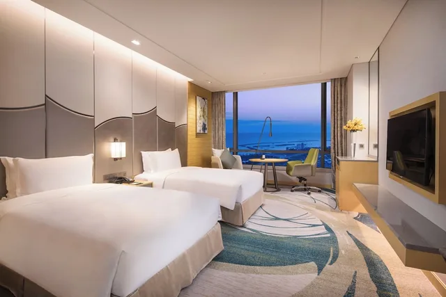 غرفة قياسية بسريرين منفصلين بإطلالة على البحيرة، HOLIDAY INN SUZHOU TAIHU LAKE 1/3