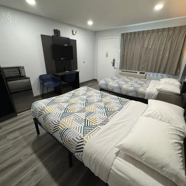 غرفة بسريرين مزدوجين لذوي الإعاقة، Motel6 Willows, CA 3/10