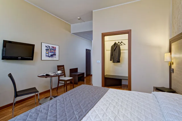 غرفة سوبيريور بسرير مزدوج، JR Hotels Gate 7 Bologna 3/7