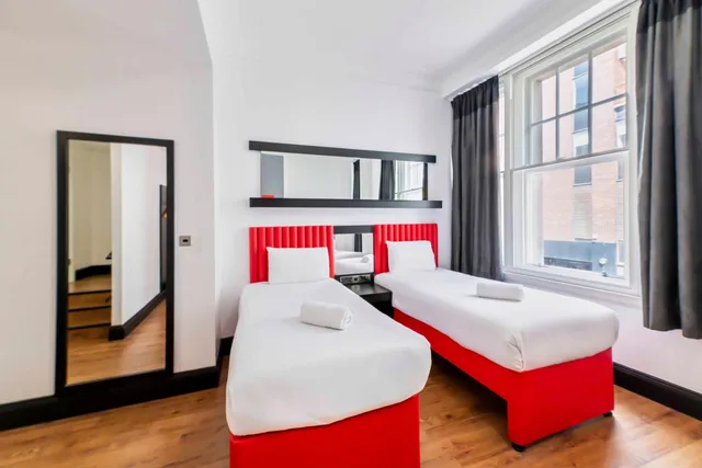 Superior, Quadruple, easyHotel Newcastle City Centre 5/10