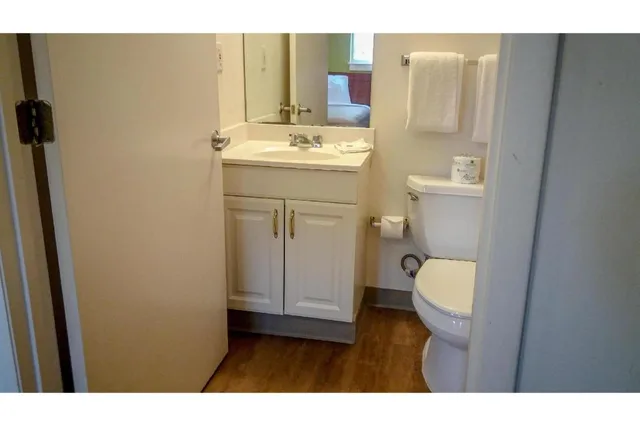 Room, 2 Queen Beds, Motel6 Fort Stockton, TX 5/5