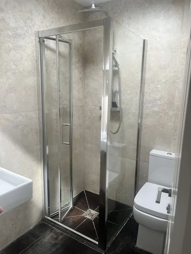 Room, Quadruple, Double and Twin Beds, Kew Rooms 7/9