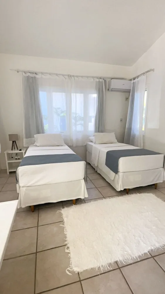 Luxury, Queen Bed, 2 Trundle Beds, Garden View، Saint Tropez Praia Hotel 4/6