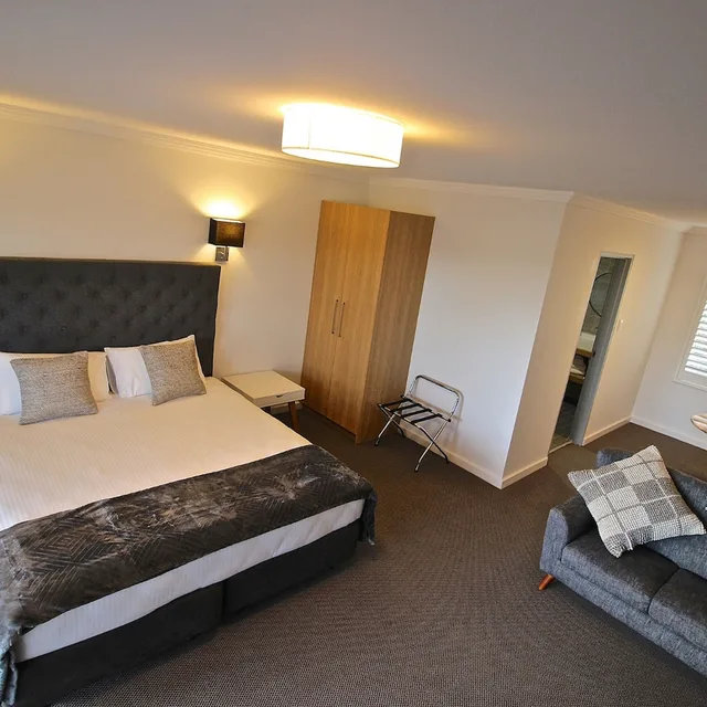 Spa, Suite, King Bed، Quays Hotel 2/4