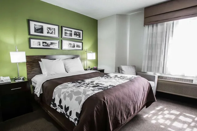 غرفة بسرير كوين لذوي الإعاقة، Sleep Inn Rockford I-90 2/4