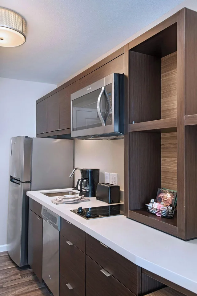 جناح بسرير كينج بغرفة نوم واحدة، Towneplace Suites Lakeland 10/10