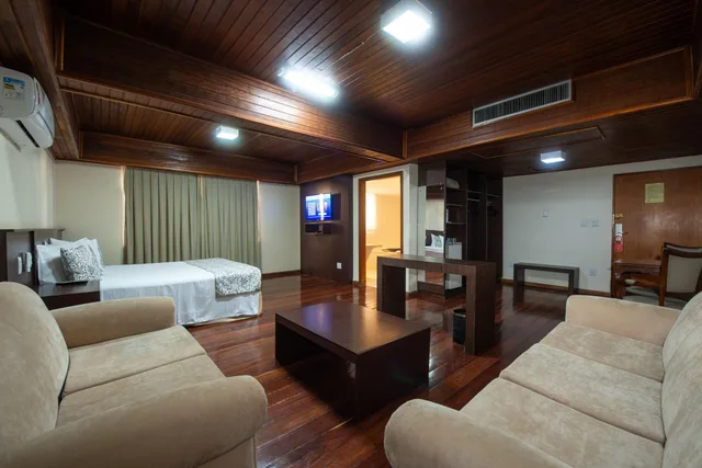 جناح تنفيذي، Taiwan Hotel 1/3