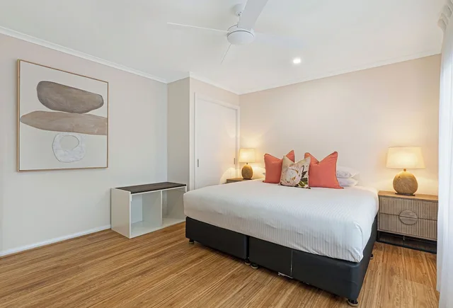 Beach House, Twin Beds, King and Queen Bed، Reflections Holiday Parks Evans Head 2/8