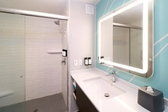 غرفة قياسية بسريرين كوين، avid hotel Queretaro Centro Sur by IHG 3/5