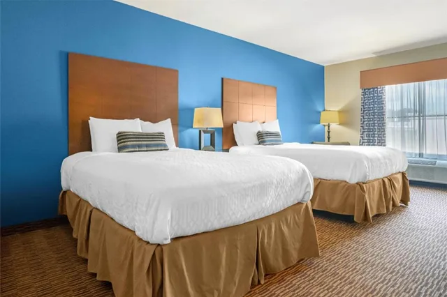 Room, 2 Queen Beds, Bathtub, Accessible, Best Western St Francisville Hotel 1/5