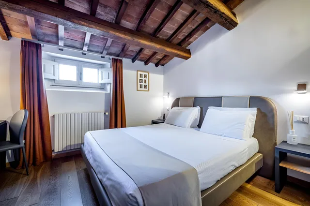 Economy, Attic، Martelli 6 Suite And Apartments 1/1