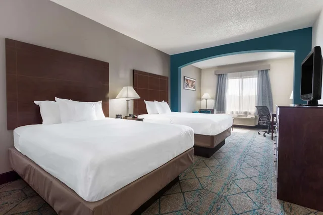 غرفة بسريرين كوين، La Quinta Inn & Suites by Wyndham Columbus West - Hilliard 1/3