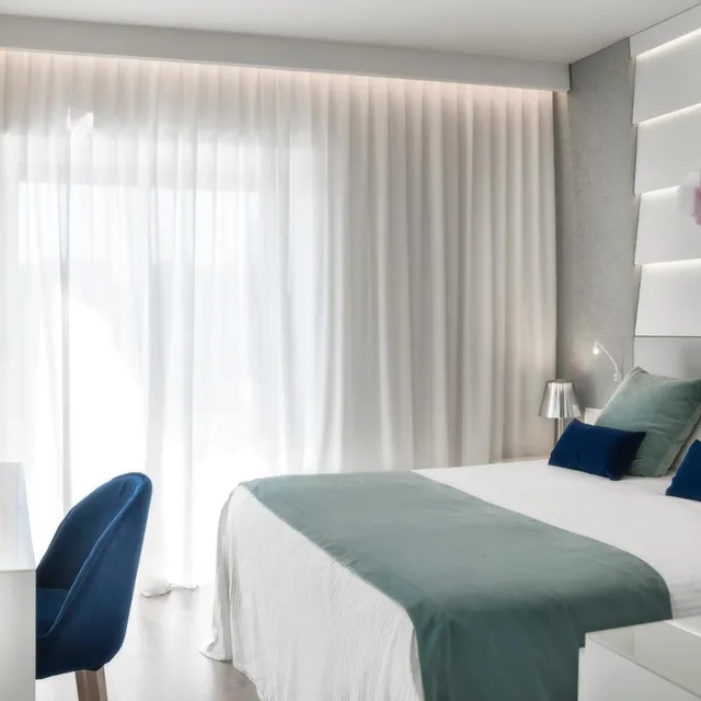 غرفة فاخرة بإطلالة على البحر مع أريكة، Atlantic Hotel Riccione 6/10