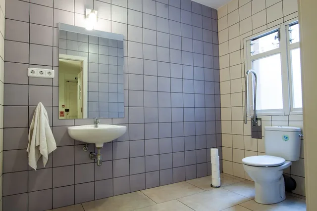 Mixed Dorm, 8 People، 360 Hostel Barcelona Arts&Culture 2/2
